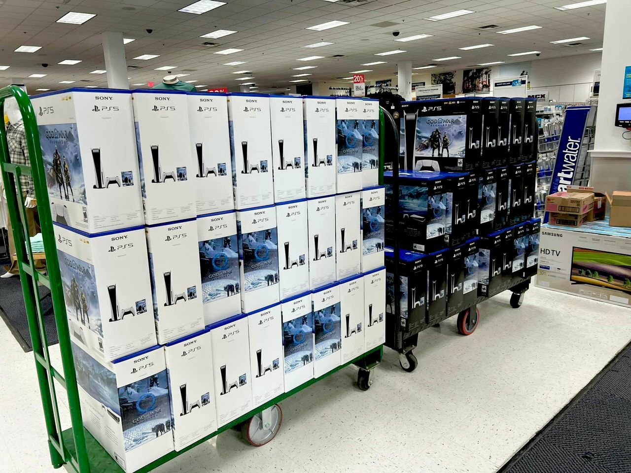<span style="font-weight: 700;">CONSOLES</span>